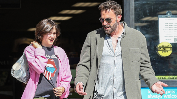 Ben Affleck and his daughter Seraphina, 13, seen shopping at Petco over Halloween weekend: photos