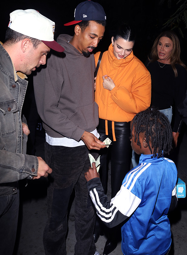 Devin Booker's not going to like the Kendall Jenner sighting at Lakers-Warriors  Game 6