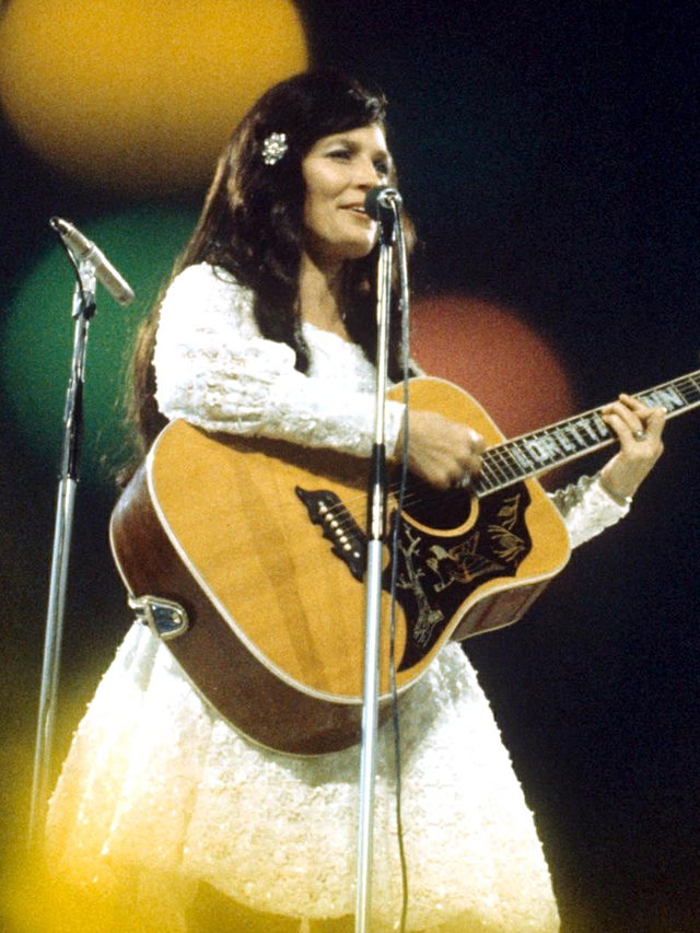 Loretta Lynn Songs: Her Biggest Hits Of All Time – Hollywood Life