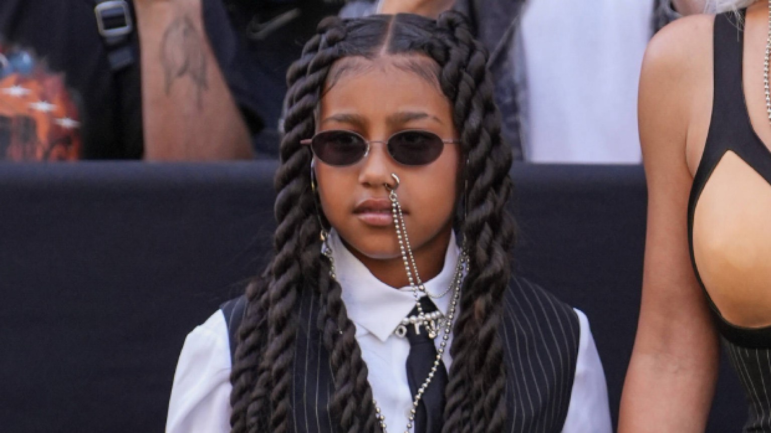 North West’s TLC ‘No Scrubs’ Halloween Costume 2022 Video Of The Look