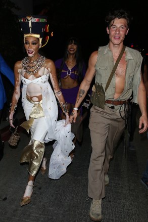 WEST HOLLYWOOD, Calif. - Costumed stars Shawn Mendes and Winnie Harlow conclude a Halloween party at Chateau Marmont in West Hollywood. Photo: Shawn Mendes, Winnie Harlow Backgrid USA 30 October 2022 USA: +1 310 798 9111 / usasales@backgrid.com UK: +44 208 344 2007 / uksales@backgrid.com Publications*