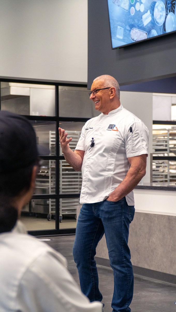 Chef Robert Irvine Participates in Wheels Up Day of Service in Philly on Giving Tuesday