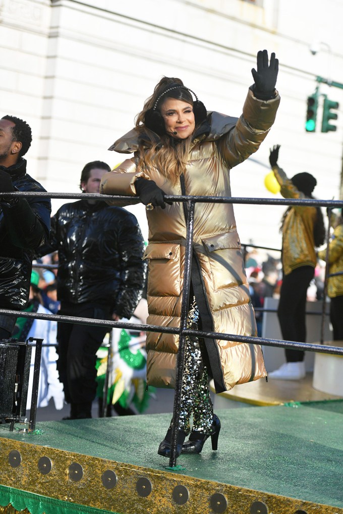 Paula Abdul Waves To Fans