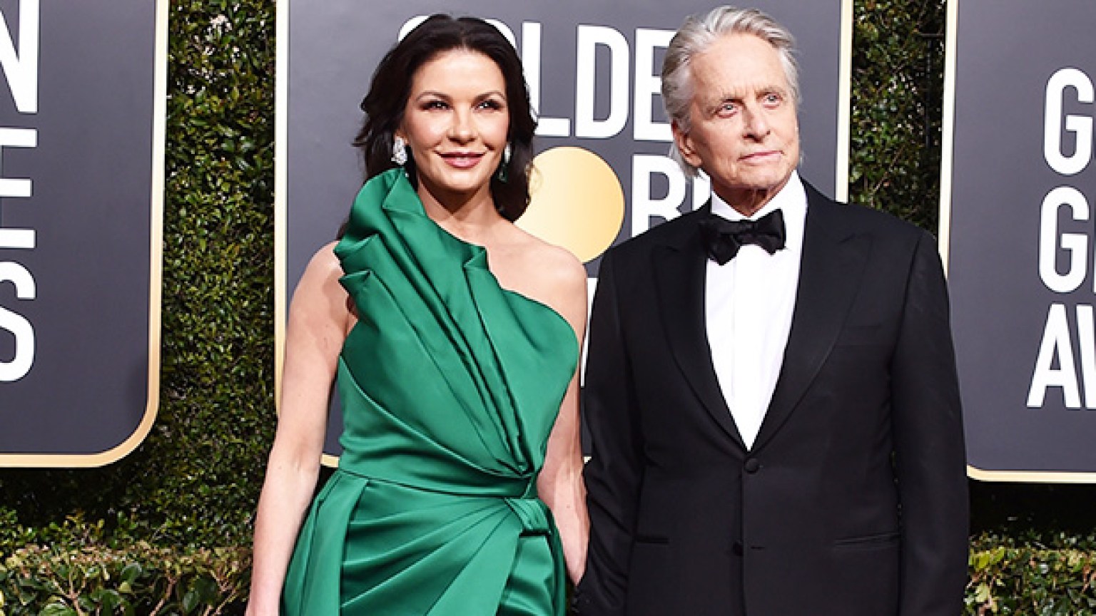 Michael Douglas & Catherine Zeta Jones Mark 22nd Wedding Anniversary ...