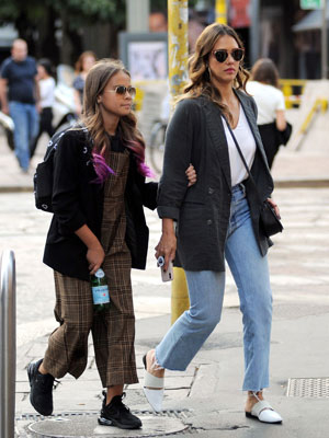 Jessica Alba, Honor Warren