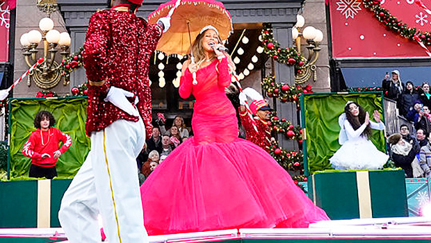 Mariah Carey 的双胞胎摩洛哥人和 11 岁的梦露在游行中展示了可爱的舞蹈动作