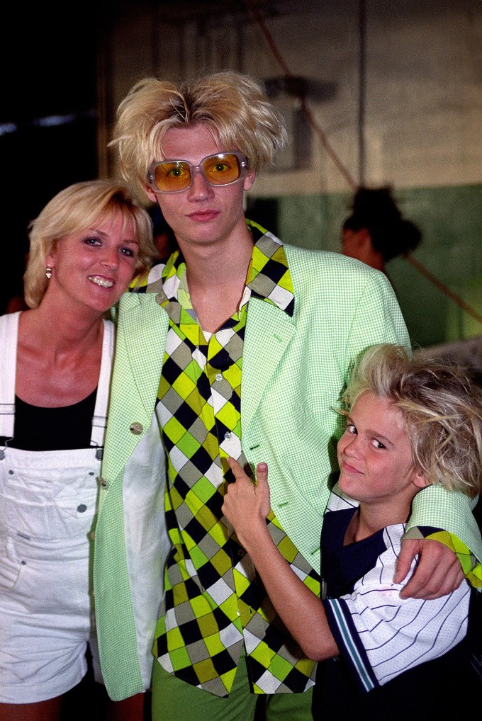 Aaron Carter with his mom and brother