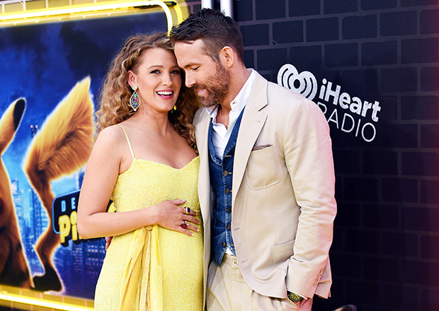 Blake Lively Shows Off Baby Bump At Event Honoring Ryan Reynolds –  Hollywood Life