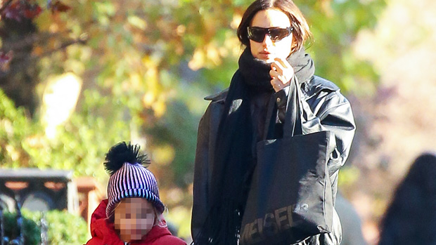 Irina Shayk toma de la mano a su hija Lea, de 5 años, en medio de los rumores de reconciliación de Bradley Cooper