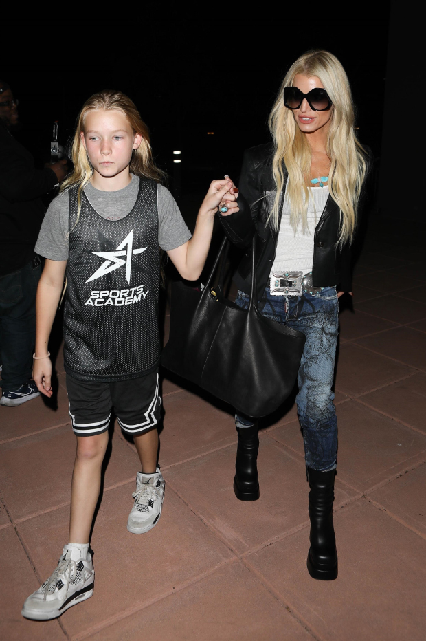 Jessica Simpson's Cutest Pictures With Daughter Maxwell