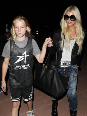 Jessica Simpson Steps Out for Basketball Game After Pottery Barn