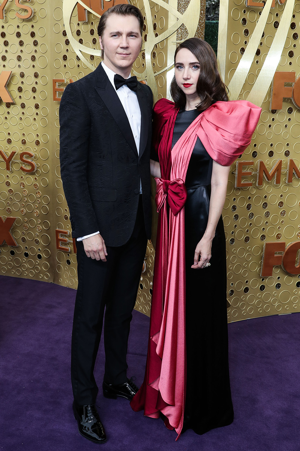 LOS ANGELES, CALIFORNIA, USA - SEPTEMBER 22: 71st Annual Primetime Emmy Awards held at Microsoft Theater L.A. Live on September 22, 2019 in Los Angeles, California, United States. 22 Sep 2019 Pictured: Paul Dano, Zoe Kazan. Photo credit: Xavier Collin/Image Press Agency/MEGA TheMegaAgency.com +1 888 505 6342 (Mega Agency TagID: MEGA510951_080.jpg) [Photo via Mega Agency]