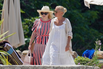 CANNES, FRANCE - *EXCLUSIVE* - Australian actress Rebel Wilson and her girlfriend Ramona Agulma make their public debut as a couple arriving at La Guérite restaurant in Cannes for Sterling Jones' birthday **Taken on June 17, 2022** Photo by Rebel Wilson, Ramona Agulma UK Client - Photos containing children must have faces pixelated before publication*