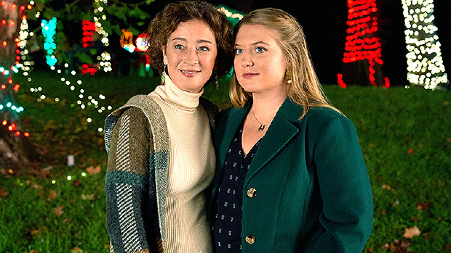 ‘My Southern Family Christmas’ Hallmark Movie Jaicy Elliot Exclusive