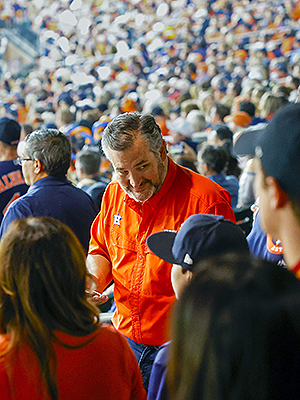 Ted Cruz booed at Houston Astros victory parade, hit with beer can