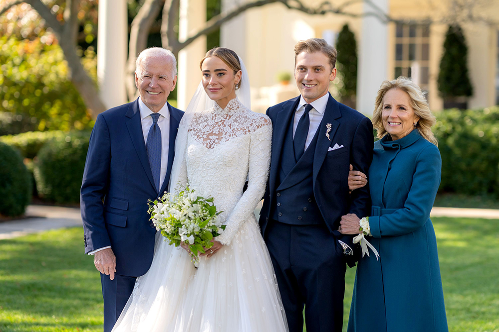 United States President Joe Biden and first lady Dr. Jill Biden attend the wedding of Peter Neal and Naomi Biden Neal, on the South Lawn of the White House in Washington, DC. Mandatory
Biden Wedding Release, Washington, District of Columbia, USA - 19 Nov 2022
Wearing Ralph Lauren