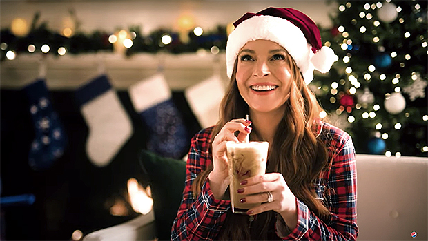 Lindsay Lohan Recreates 'Mean Girls' Santa Look For Pepsi Ad: Watch –  Hollywood Life