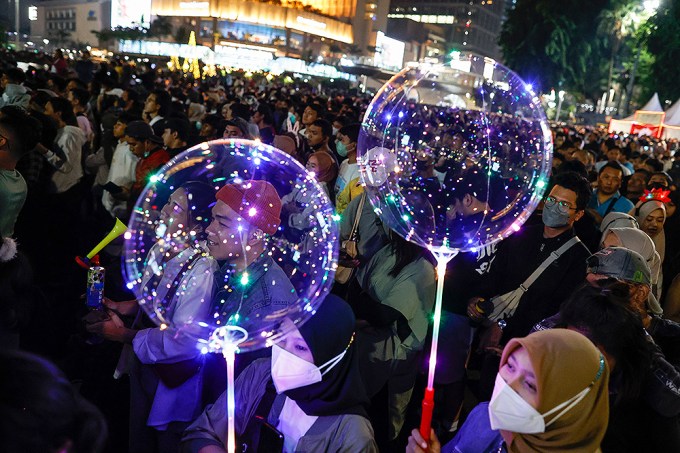 New Year Eve 2022: Why is New Year's Eve celebrated on 31 December
