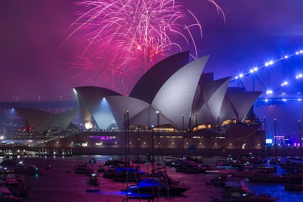 Australia celebrates the arrival of January 2023 with a fireworks display on Sydney Harbour.  Pictured: the 9pm fireworks show.  Pictured: GV,General View Ref: SPL5512331 311222 NON-EXCLUSIVE Picture by: Robert Wallace / SplashNews.com Splash News and Pictures USA: +1 310-525-5808 London: +44 (0)20 8126 1009 Berlin: +49 175 3764 166 photodesk@splashnews.com World Rights