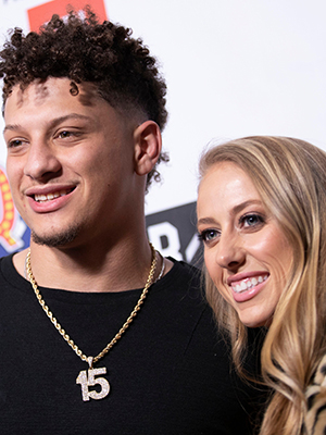 Patrick Mahomes' Daughter Rocks His Jersey Number in Sweet Family Pic