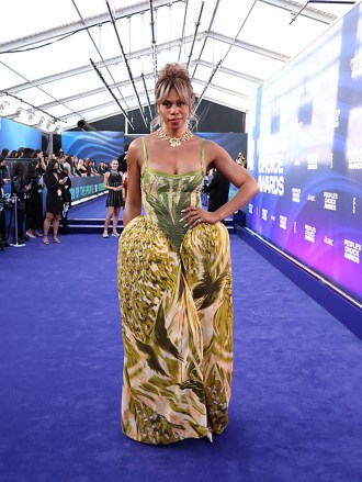 2022 PEOPLE'S CHOICE AWARDS -- Pictured: Laverne Cox arrives at the 2022 People's Choice Awards held at the Barker Hangar, on December 6, 2022 -- (Photo by: Mark Von Holden/E! Entertainment/NBC)