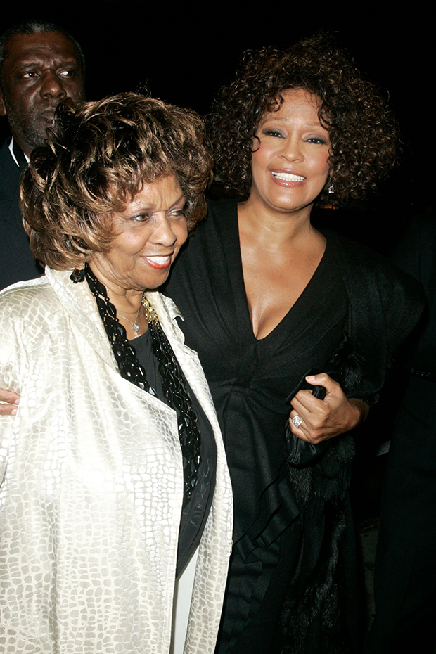 whitney houston daughter died