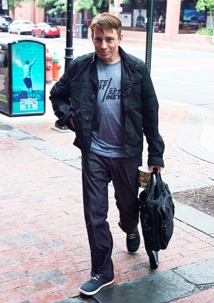 Chris Kattan arrives at Fox 29 'Good Day' show at Fox Studios in Philadelphia, PA. 06 Jul 2017 Pictured: Chris Kattan. Photo credit: MEGA TheMegaAgency.com +1 888 505 6342 (Mega Agency TagID: MEGA51646_001.jpg) [Photo via Mega Agency]