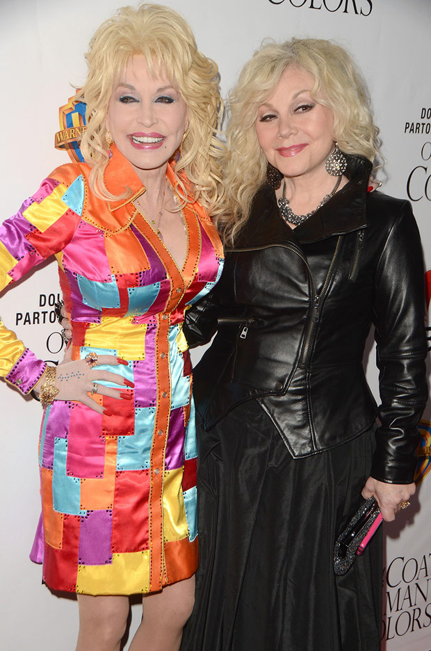 Did Dolly Parton’s 11 Siblings Resent Her Fame? Here’s The Complicated ...