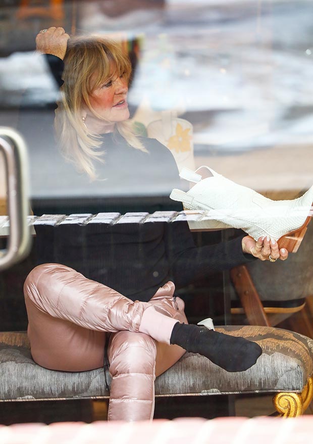 Kate Hudson & Mom Goldie Hawn