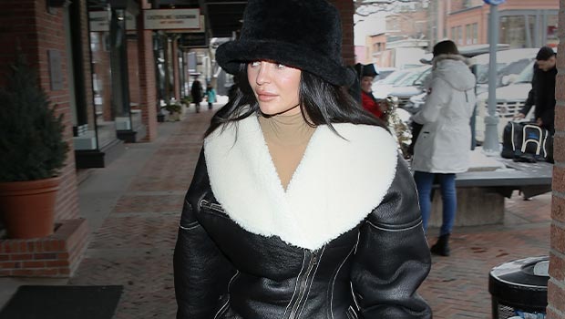 Kylie Jenner usa chaqueta de cuero como mini vestido en Aspen: fotos