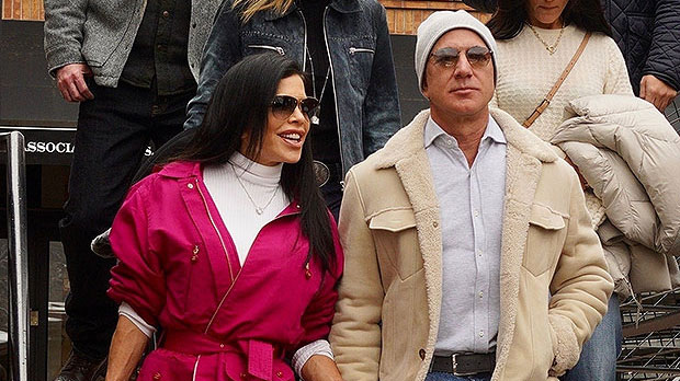 Lauren Sanchez Rocks Skin Tight Leggings & Chanel Boots While Holding Hands With Jeff Bezos In Aspen