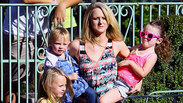 Leah Messer’s 3 Daughters Look So Grown Up In Family Photo For Addie’s Holiday Concert: Photos