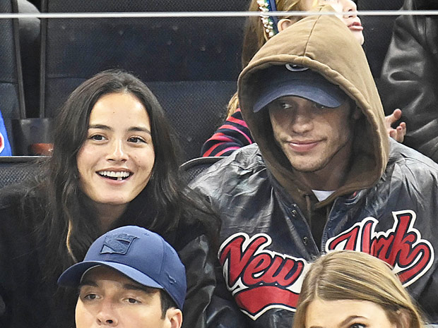 Pete Davidson & Chase Sui Wonders Attend Hockey Game: Photos