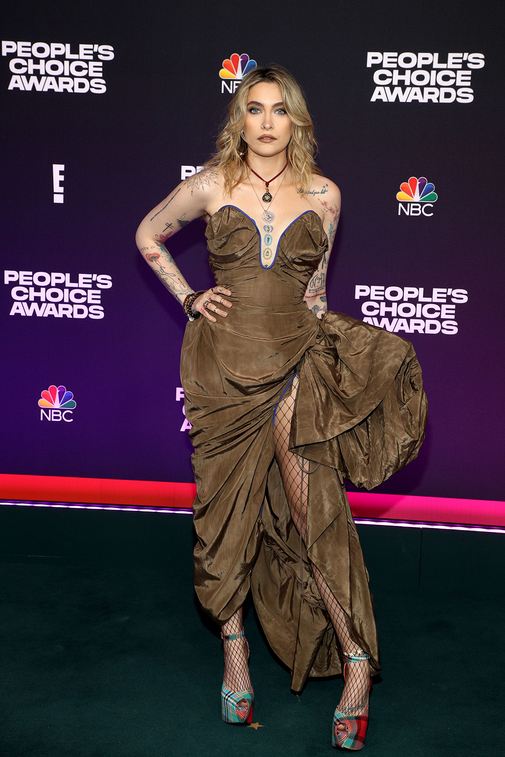 Celebrities Wearing Vivienne Westwood Dresses Through the Years – Footwear  News