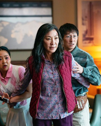 EVERYTHING EVERYWHERE ALL AT ONCE, from left: Stephanie Hsu, Michelle Yeoh, Ke Huy Quan, 2022. © A24 / Courtesy Everett Collection