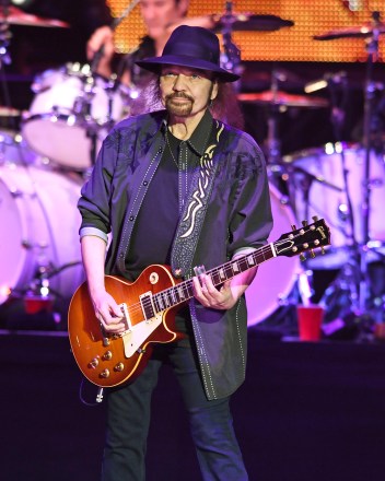 Gary Rossington Lynyrd Skynyrd in concert at the Coral Sky Amphitheatre, West Palm Beach, USA - 04 May 2018