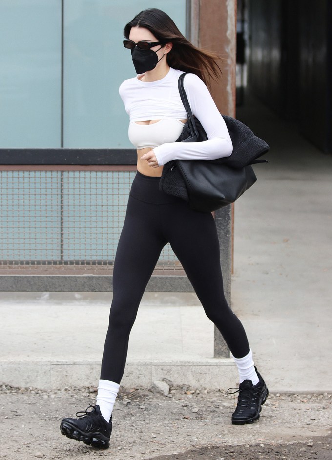 Kendall Jenner Leaves The Gym