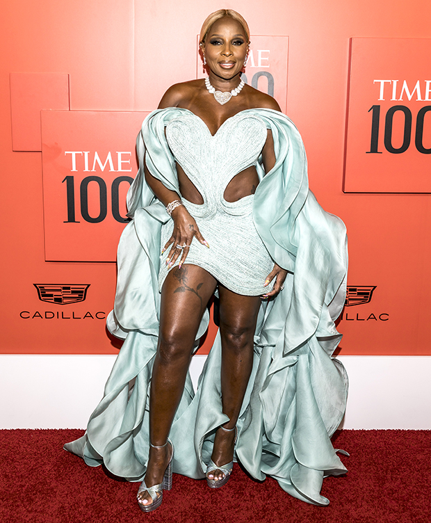 Mary J. Blige celebrates 52nd birthday in blinged-out dress