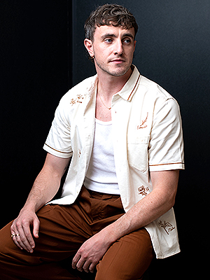 Paul Mescal: Photos – Hollywood Life