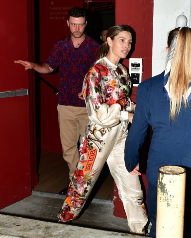 Los Angeles, CA  - *EXCLUSIVE*  - Justin Timberlake and Jessica Biel were out for dinner at Funke restaurant in Beverly Hills where they met with producer Jeffrey Katzenberg and his wife Marilyn.

Pictured: Justin Timberlake and Jessica Biel

BACKGRID USA 28 JULY 2023 

USA: +1 310 798 9111 / usasales@backgrid.com

UK: +44 208 344 2007 / uksales@backgrid.com

*UK Clients - Pictures Containing Children
Please Pixelate Face Prior To Publication*