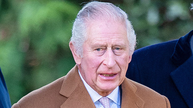 El rey Carlos camina hacia la iglesia en las primeras fotos desde que el príncipe Harry escapó