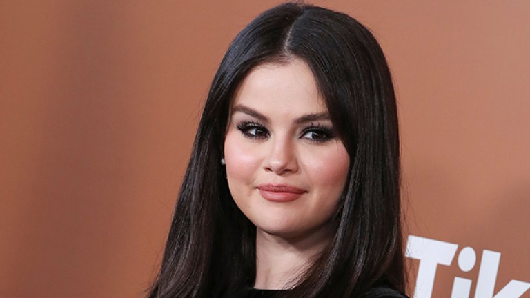 Shop Selena Gomez’s Favorite Eyebrow Oil – Hollywood Life
