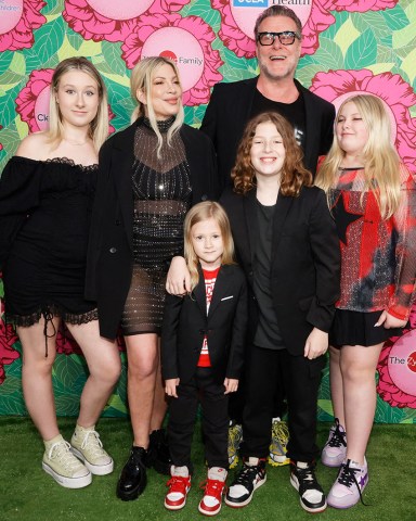 Tori Spelling, Dean McDermott, Stella McDermott, Finn McDermott, Hattie McDermott, Liam McDermott, Beau McDermott, The Stand for Kids Gala supporting The Luskin Orthopaedic Institute for Children at Universal Studios Backlot in Los Angeles, CA, USA on June 10 2023.
Stand For Kids Gala Supporting The Luskin Orthopaedic Institute For Children - LA, Los Angeles, United States - 10 Jun 2023