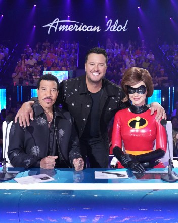 AMERICAN IDOL – “617 (Disney Night)” – Celebrate the magic of Disney as the Top 5 perform Disney classics LIVE and America votes for the Top 3. Sofia Carson mentors the contestants at Disneyland Resort and Halle Bailey performs. SUNDAY, MAY 14 (8:00-10:00 p.m. EDT/5:00-7:00 p.m. PDT), on ABC. (ABC/Eric McCandless)LIONEL RICHIE, LUKE BRYAN, KATY PERRY