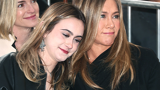 Courteney Cox’s Daughter Coco, 18, Is So Grown Up At Walk Of Fame With Jennifer Aniston