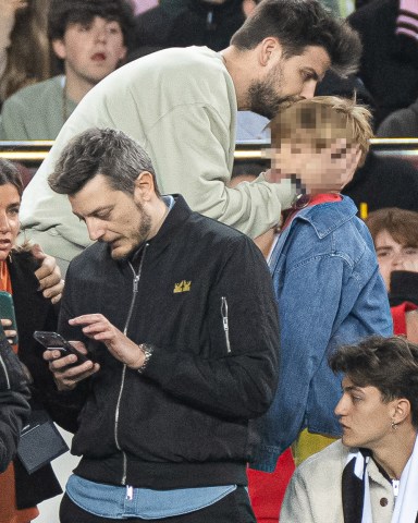 **USE CHILD PIXELATED IMAGES IF YOUR TERRITORY REQUIRES IT** Gerard Pique Attends Final Kings League In Barcelona on Sunday, 26 March 2023. Pictured: Gerard Pique,Sasha Pique Ref: SPL5533331 260323 NON-EXCLUSIVE Picture by: GTres / SplashNews.com Splash News and Pictures USA: +1 310-525-5808 London: +44 (0)20 8126 1009 Berlin: +49 175 3764 166 photodesk@splashnews.com United Arab Emirates Rights, Australia Rights, Canada Rights, Denmark Rights, Egypt Rights, Ireland Rights, Finland Rights, Norway Rights, New Zealand Rights, Qatar Rights, Saudi Arabia Rights, South Africa Rights, Singapore Rights, Sweden Rights, Thailand Rights, Turkey Rights, Taiwan Rights, United Kingdom Rights, United States of America Rights