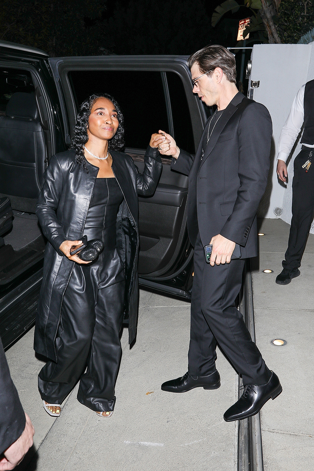 Los Angeles, CA - *EXCLUSIVE* - TLC's Chilli and boyfriend Matthew Lawrence arrive at a Lifetime event in L.A. Pictured: Chilli, Matthew Lawrence BACKGRID USA MARCH 9, 2023 USA: +1 310 798 9111 / usasales@backgrid.com UK: +44 208 344 2007 / uksales@backgrid.com *UK Customers - Photos containing children, please rasterize face before posting *