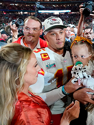Super Bowl 2023: Patrick Mahomes' Wife Brittany Stuns In Red