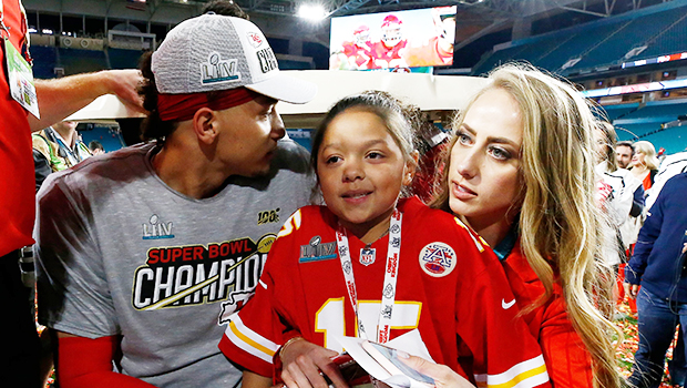 Patrick Mahomes' Kids At Super Bowl 2023: See His Cute Daughter – Hollywood  Life