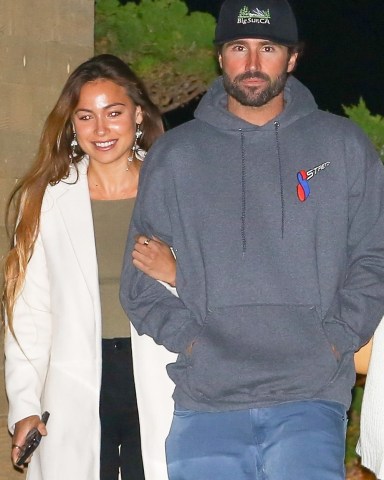 Malibu, CA  - *EXCLUSIVE*  -His two favorite ladies! Reality star veteran Brody Jenner is seen enjoying dinner with his girlfriend Tia Blanco and Mother Linda Thompson at Nobu in Malibu.

Pictured: Brody Jenner, Tia Blanco, Linda Thompson

BACKGRID USA 15 NOVEMBER 2022 

USA: +1 310 798 9111 / usasales@backgrid.com

UK: +44 208 344 2007 / uksales@backgrid.com

*UK Clients - Pictures Containing Children
Please Pixelate Face Prior To Publication*